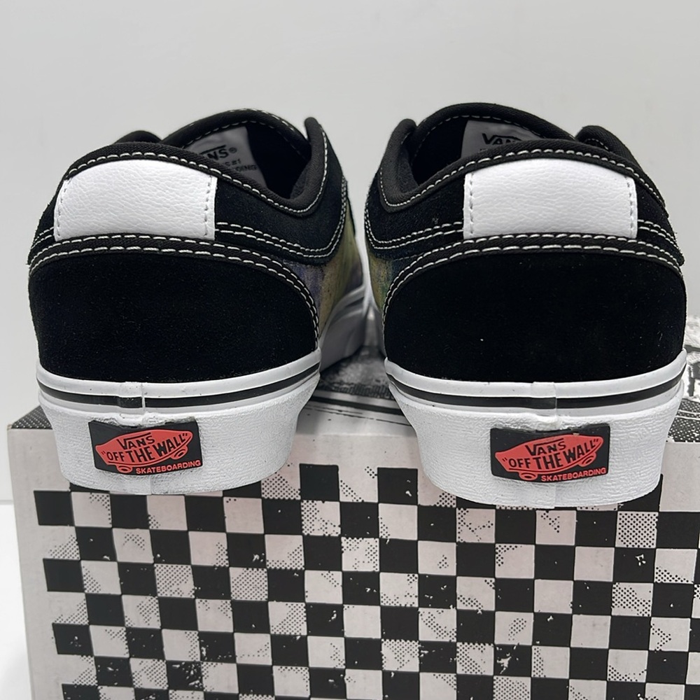 Vans Men’s Black and Tie-Dye Sneakers Skate Chukka L
Terry Black
VN0A4BX4BML - Picture 14 of 16